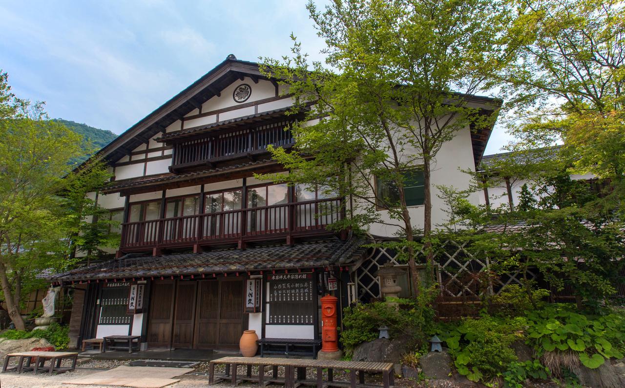 Honke Bankyu Hotel Nikko Exterior foto