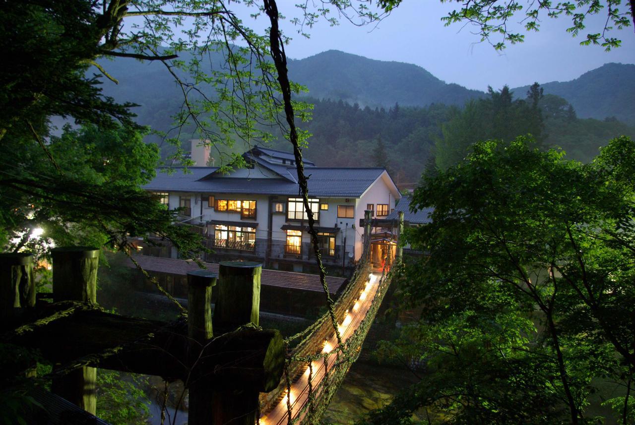 Honke Bankyu Hotel Nikko Exterior foto